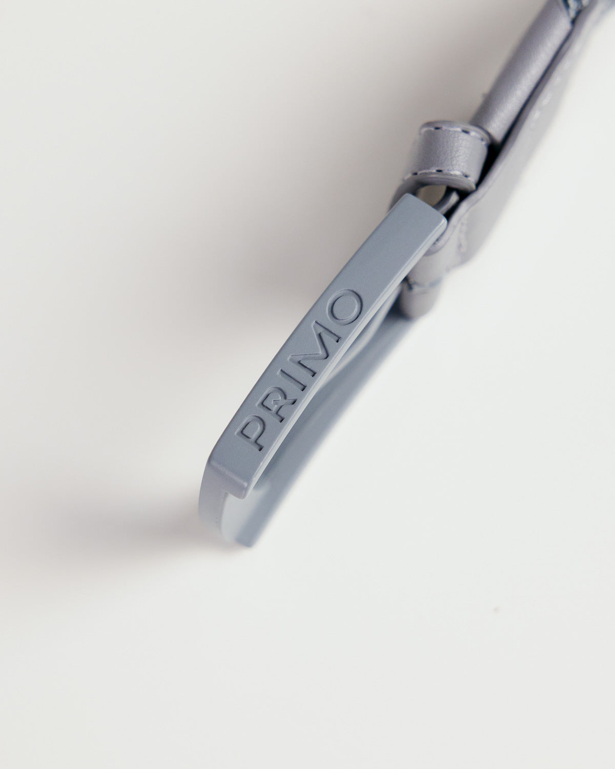 Primo Braided Golf Belt Gray — matte black buckle and leather tab detail