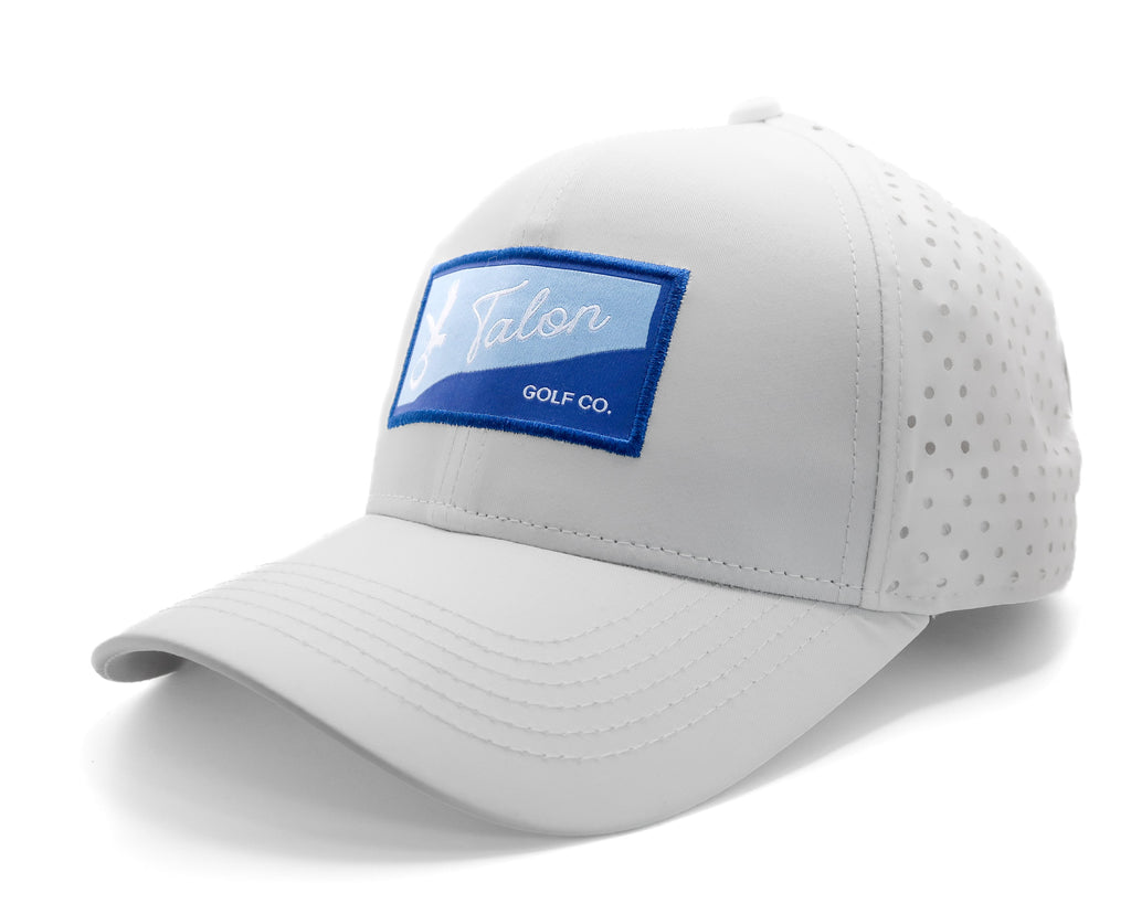 Gorra deportiva Talon blanca "Fade to Blue" con logotipo dividido