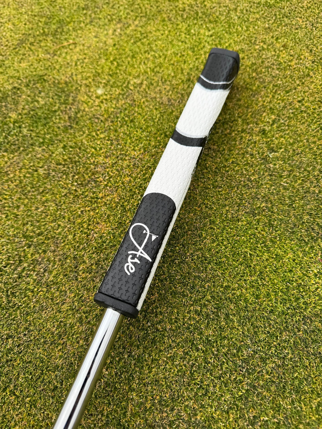 Ase Golf AG2 Mallet Putter - Black Girl Golf