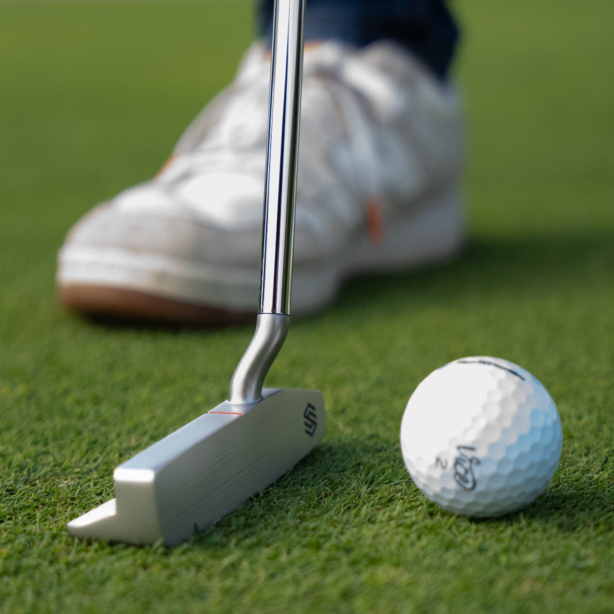 Compete Blade Putter - Black Girl Golf