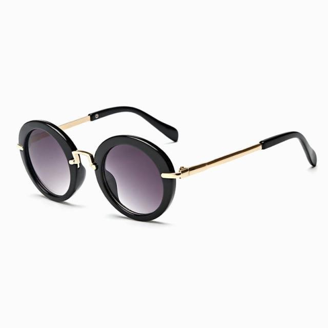 Cute Round Polarized Sunglasses for Kids Girls Boys UV400 Protection Fashionable & Children's Sunglasses New Cute Baby Round Frame & Colorful Sunshade Mirror For Kids - Black Girl Golf