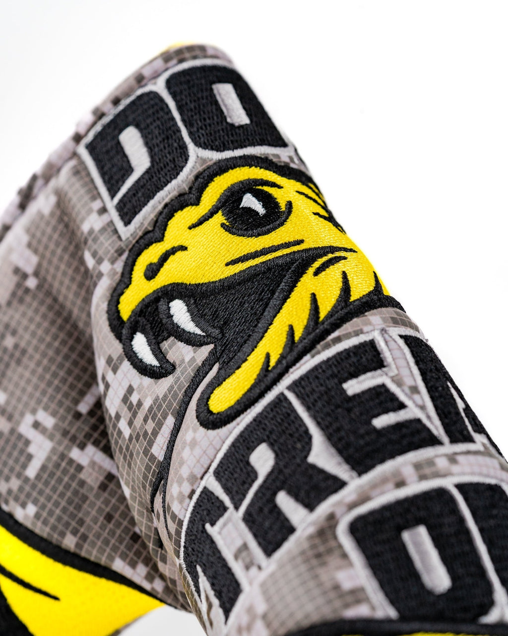 Don't Tread On Me 2.0 - Blade Putter Cover - Black Girl Golf