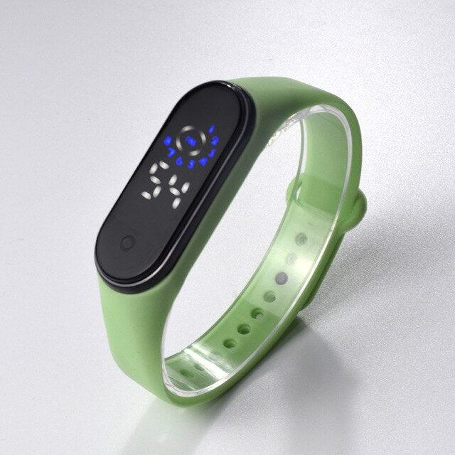 LED Electronic Boys Girls Watch Digital Silicone Wristwatch Fashion Casual Universal Watch Unisex Sport Watch Led Digital Silicone Strap Digital LED Sports Watch For Women Kids - Black Girl Golf
