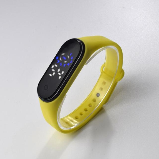 LED Electronic Boys Girls Watch Digital Silicone Wristwatch Fashion Casual Universal Watch Unisex Sport Watch Led Digital Silicone Strap Digital LED Sports Watch For Women Kids - Black Girl Golf