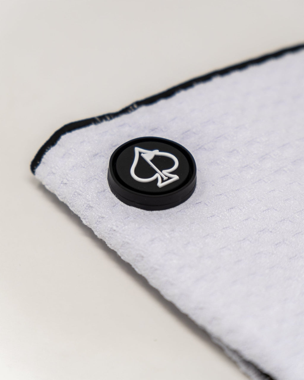 Magnetic Towel - White - Black Girl Golf