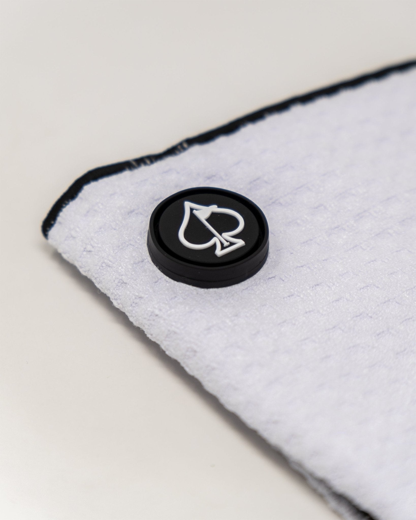 Magnetic Towel - White - Black Girl Golf