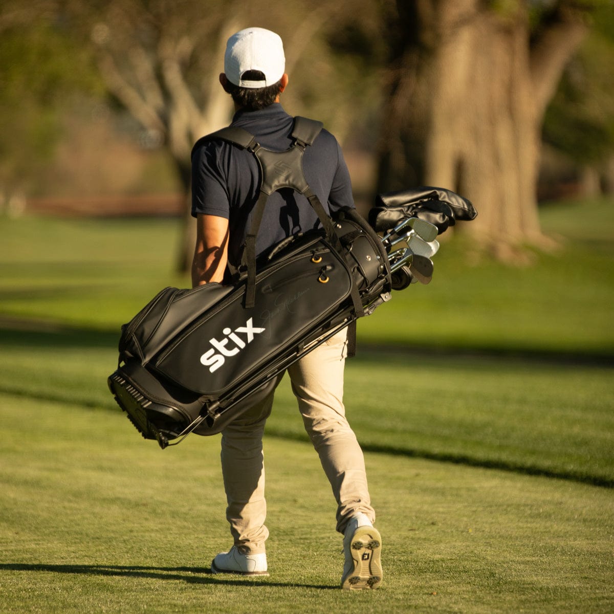 Nicklaus Compete 14 Club Set - Black Girl Golf