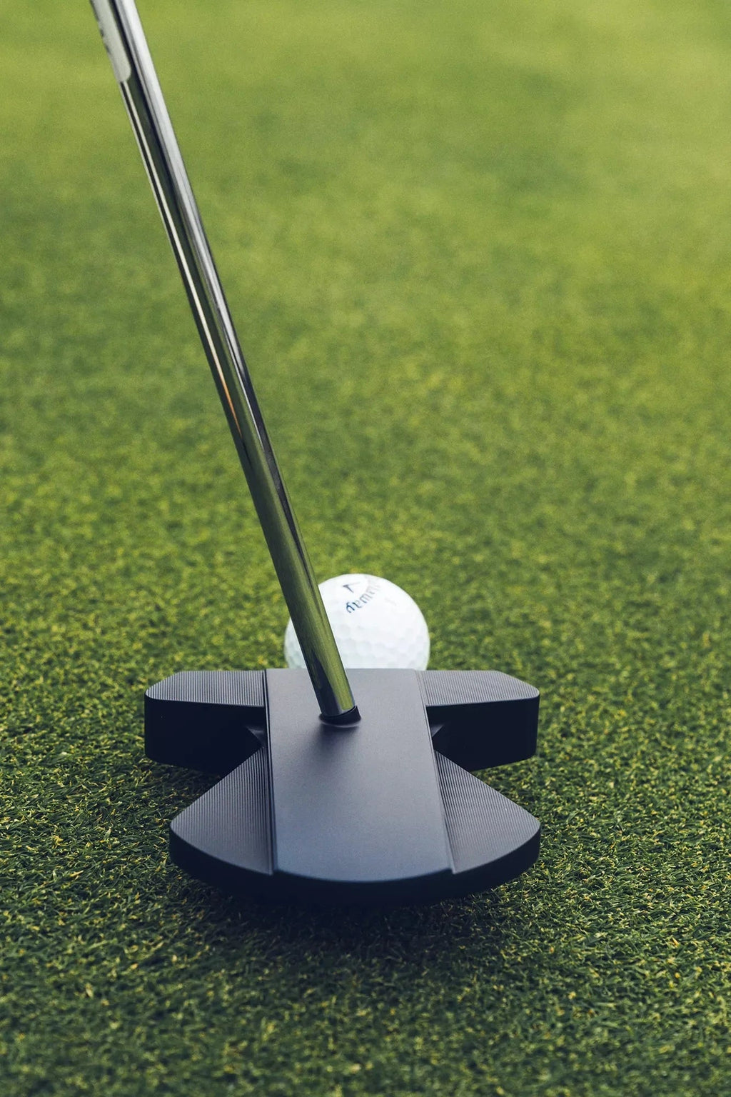 Odyssey Ai - One Square 2 Square Max 1 Putter - Black Girl Golf
