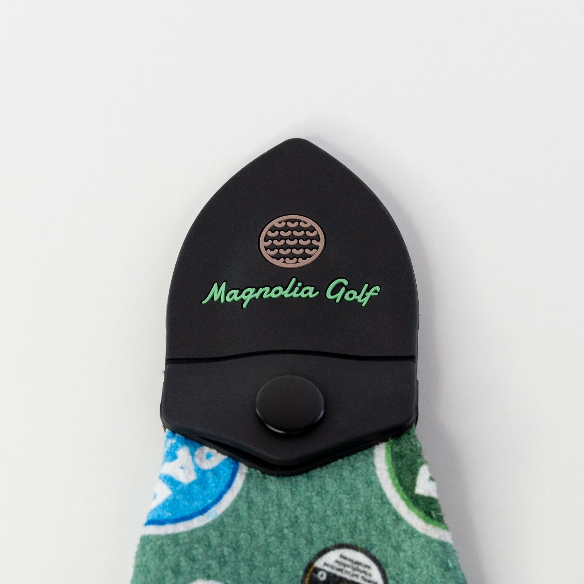 PAR-kadot - Magnetic Golf Towel - Black Girl Golf