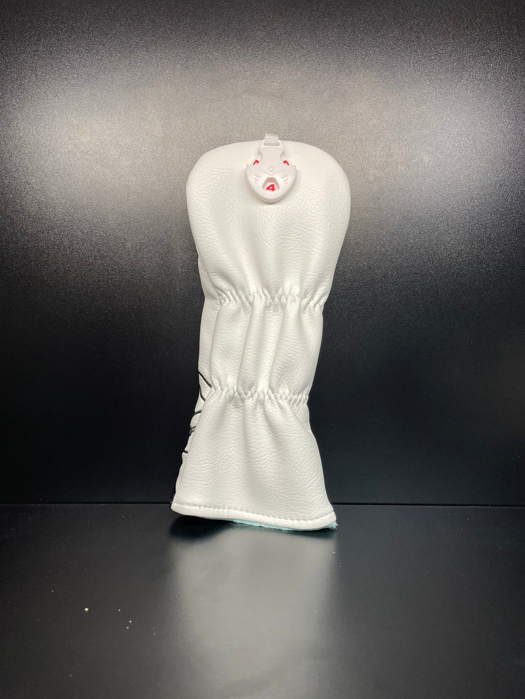 Queen of Hearts Headcover - Black Girl Golf