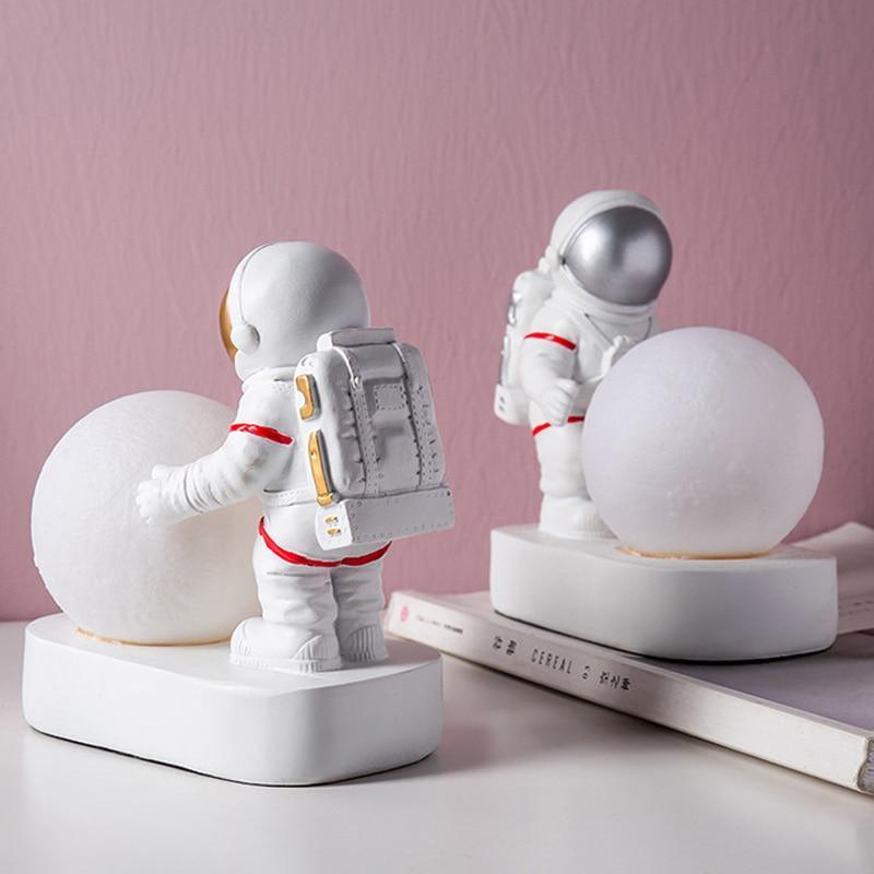 STEVVEX Astronaut Spaceman Moon Night Light Bedroom Bedside Desktop Creative Decoration Table Lamp Gift Light For Children Baby Kids - Black Girl Golf