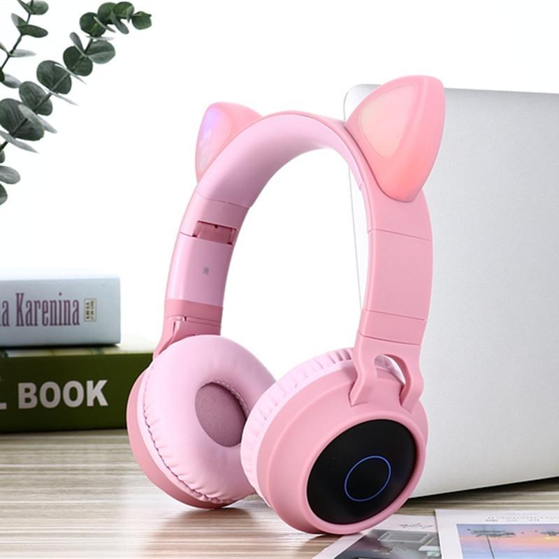 STEVVEX New Luxury Interesting LED Cat Ear Noise Cancelling Headphones Bluetooth 5.0 For Young People and Kids Headset Support TF Card 3.5mm Plug With Mic - Black Girl Golf