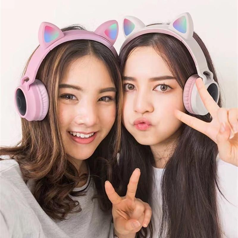 STEVVEX New Luxury Interesting LED Cat Ear Noise Cancelling Headphones Bluetooth 5.0 For Young People and Kids Headset Support TF Card 3.5mm Plug With Mic - Black Girl Golf
