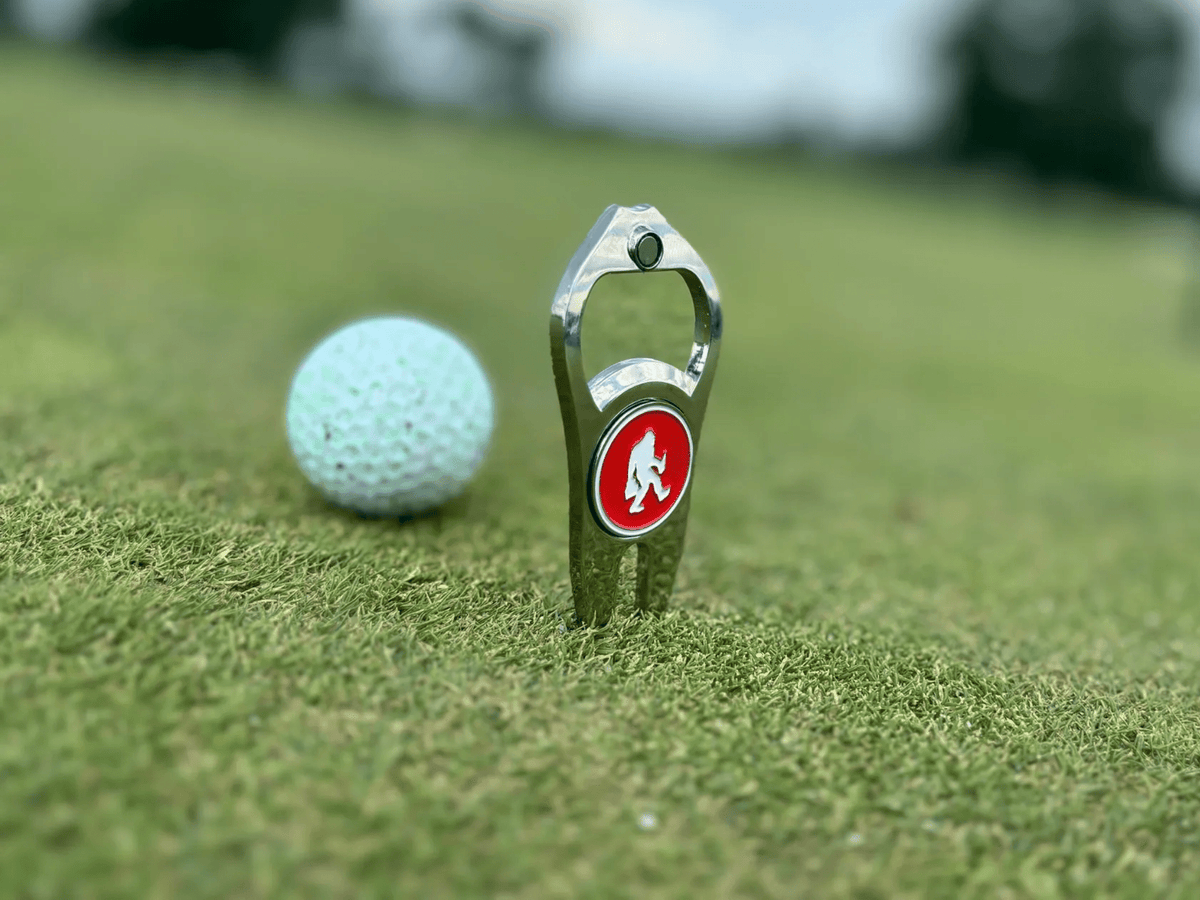Stroke & Distance Golf Gift Set: Gift Tin, Divot Tool, Ball Marker, Hat Clip - Black Girl Golf