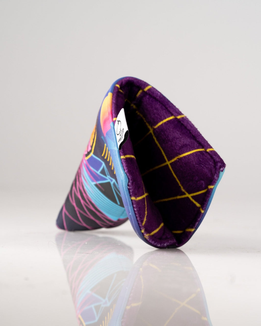 Synthwave - Blade Putter Cover - Black Girl Golf