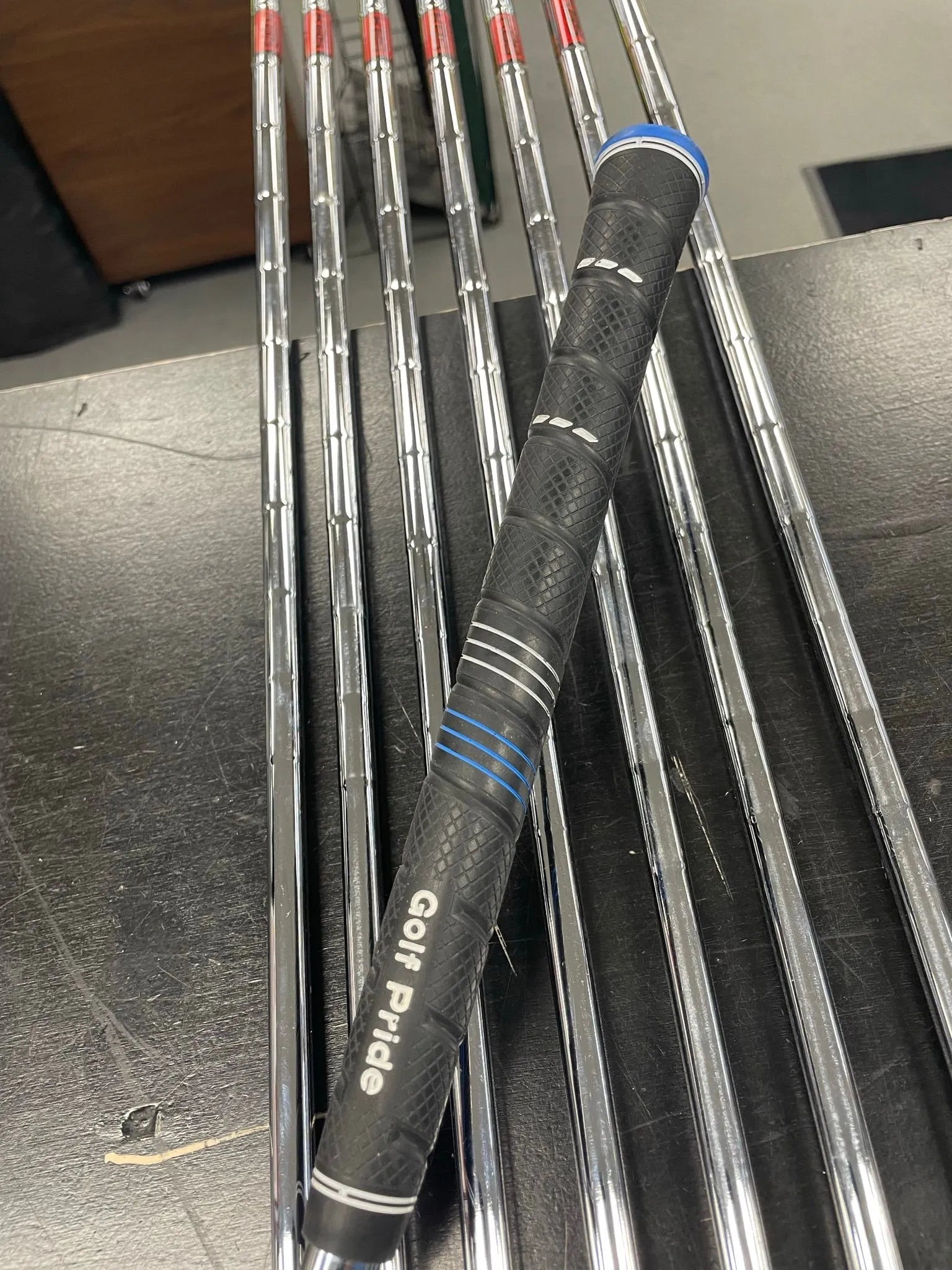 TaylorMade Rocketbladez Tour Iron Set (Used) - Black Girl Golf