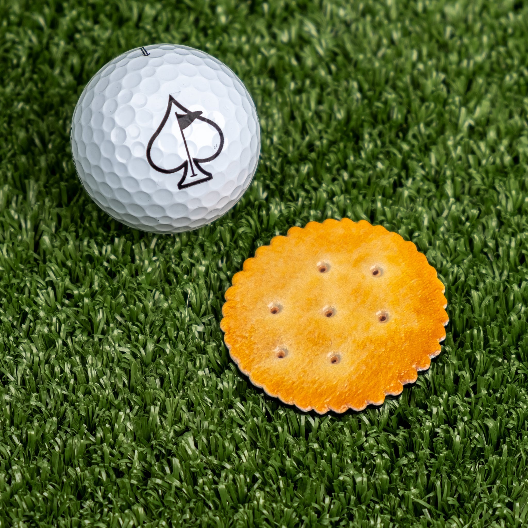 The Gilmore Cracker Ball Marker - Black Girl Golf