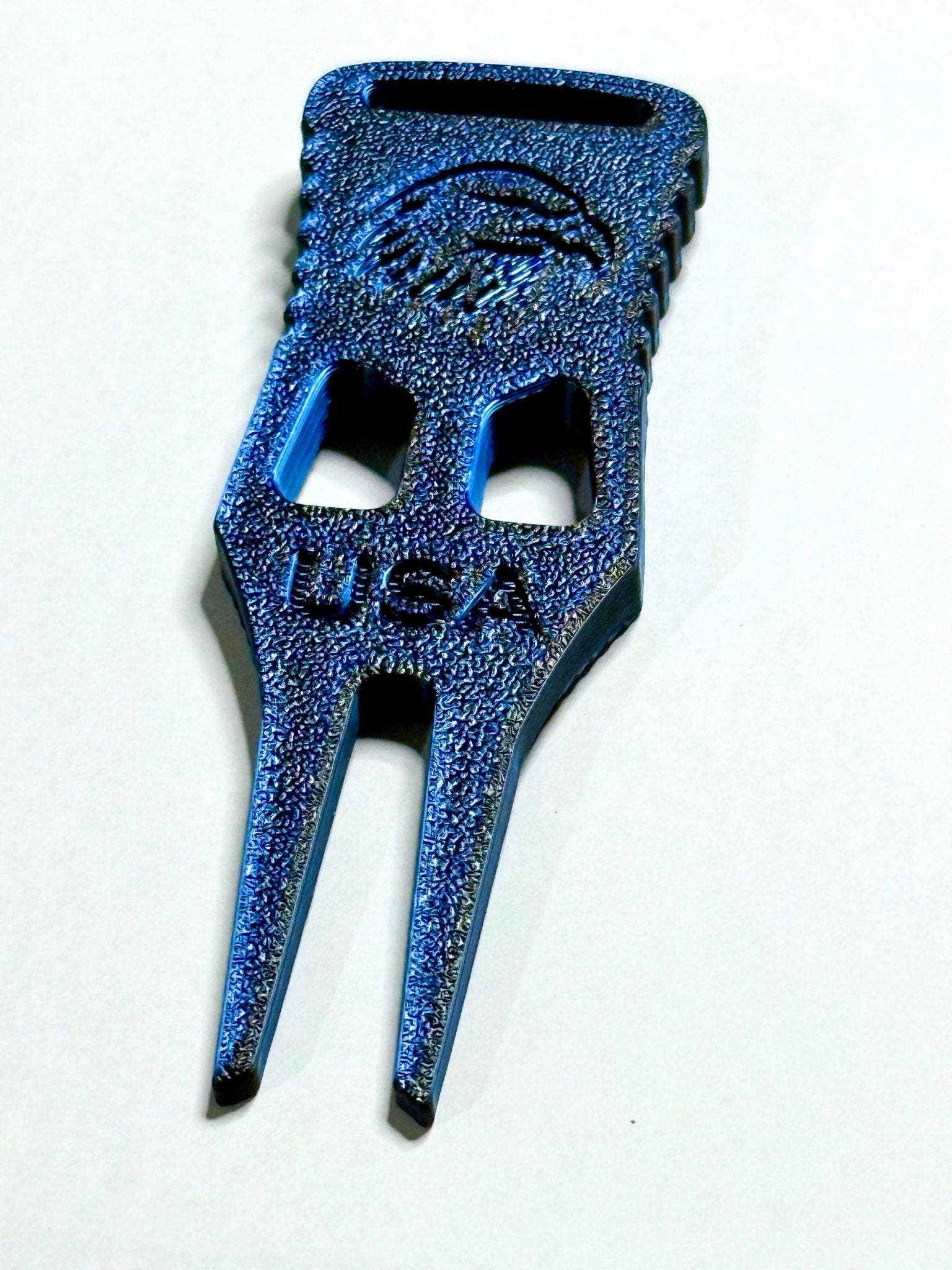 "The Vet" Divot Tool & Ball Marker 1.0 - Twelve - Black Girl Golf