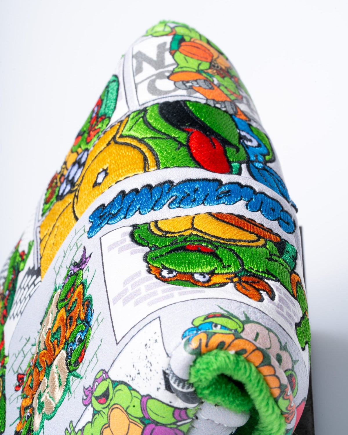 TMNT - Comics Center Shaft Mallet Putter Cover - Black Girl Golf