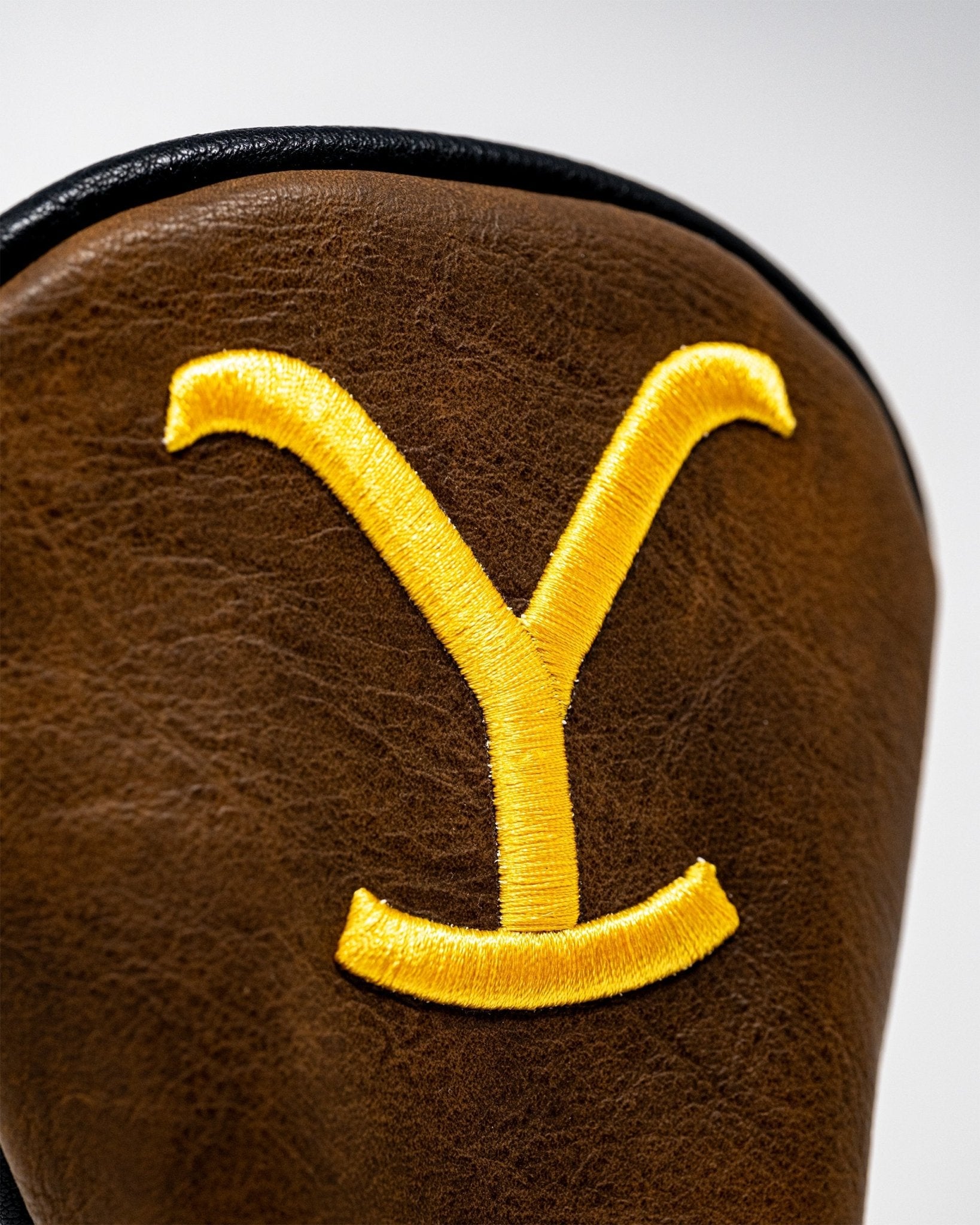 Yellowstone Hybrid Cover - Black Girl Golf