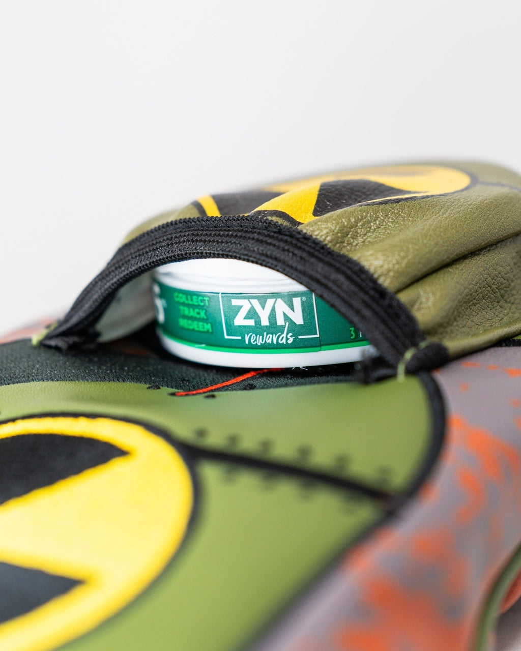 Zynbabwe Nuclear Program - Driver Cover - Black Girl Golf